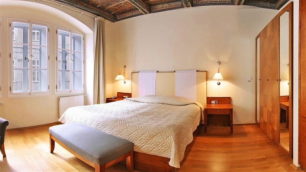 U Zlatého Kola Hotel